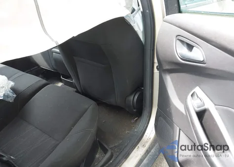 2018 Ford Focus Se z USA, uszkodzony, nr VIN 1FADP3K23JL257964